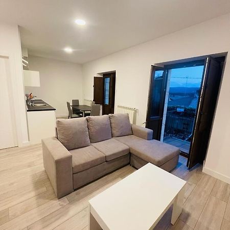 Apartamentos Rurales La Plaza 2 ドゥルエロ・デ・ラ・シエラ エクステリア 写真